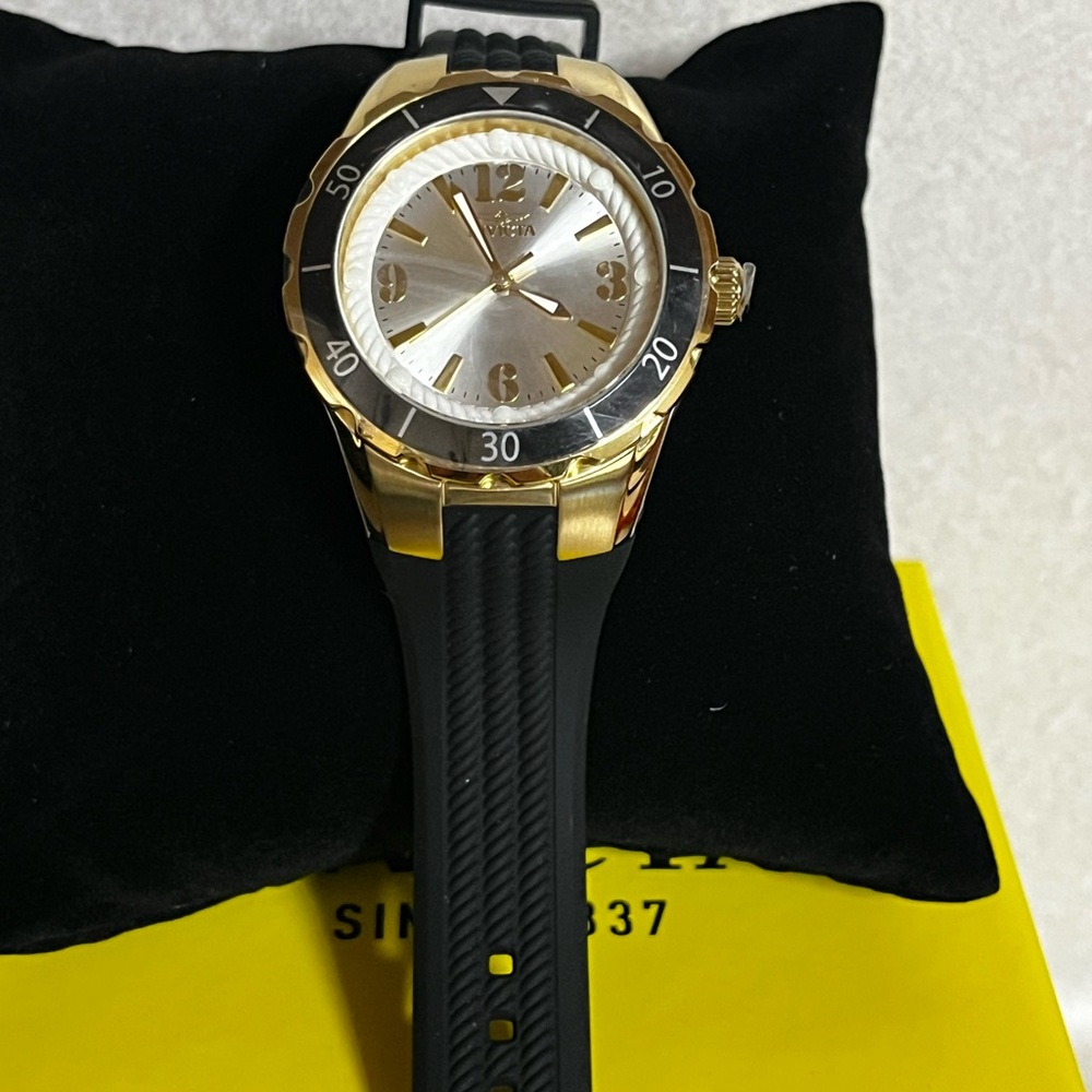 Invicta Unisex watch